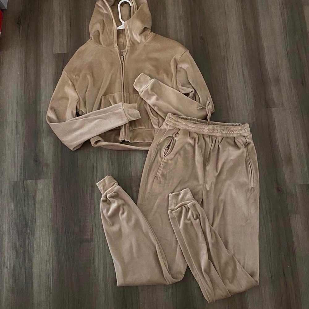 skims velour tracksuit